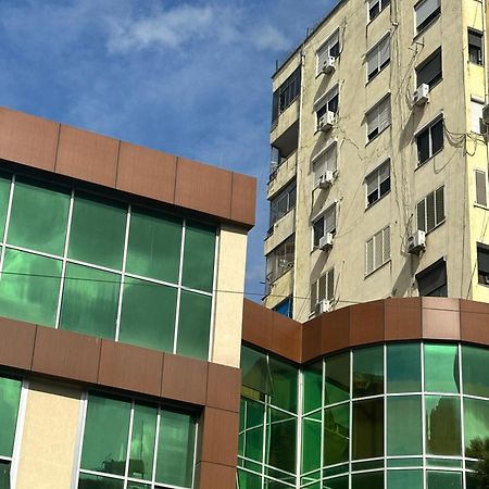 דירות Tirana Loft Living מראה חיצוני תמונה